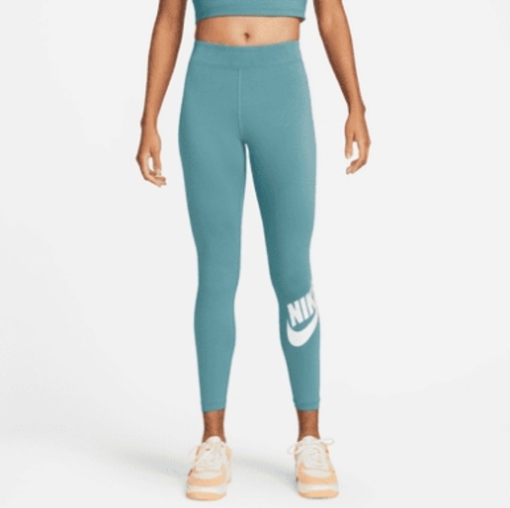 Nike High Waisted Leggings